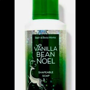 Bath &Body Works Shapeable soap~Vanilla bean Noel